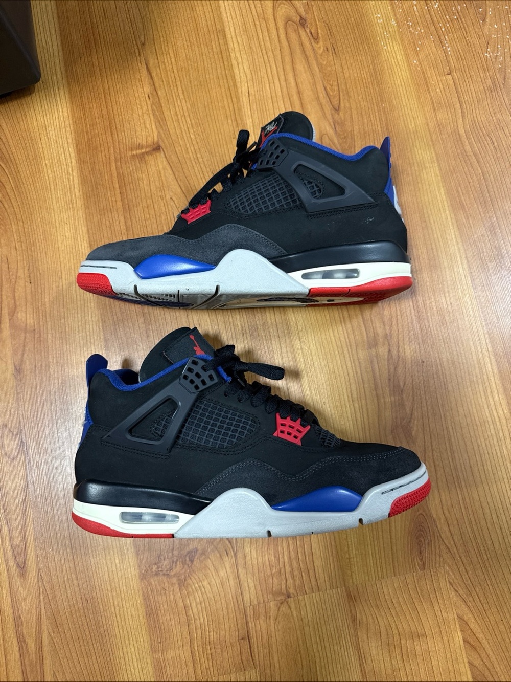 Jordan Men's Black Red Blue Retro Basketball Sneakers